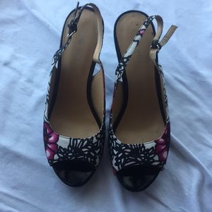 Nine West Sandler’s size 8.5 gently worn.